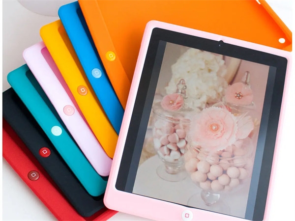 What are the main considerations for customizing silicone tablet covers?